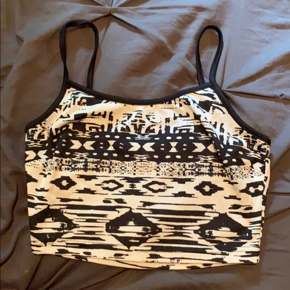 Crop top